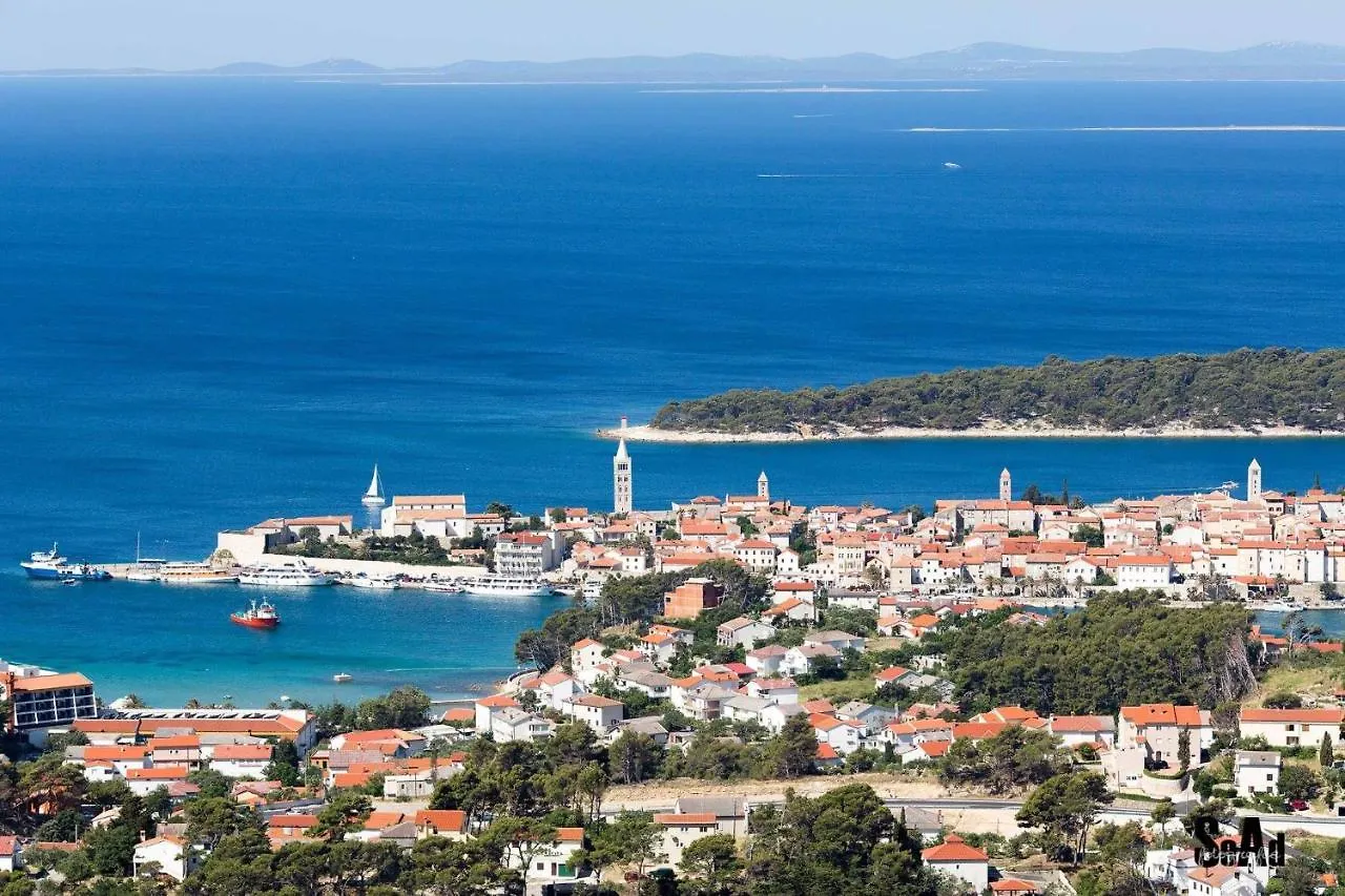 Landhaus Am Berg Kampor 0*,  Croatia
