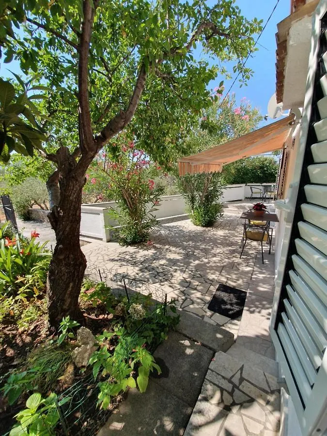 Holiday home Landhaus Am Berg Kampor Croatia